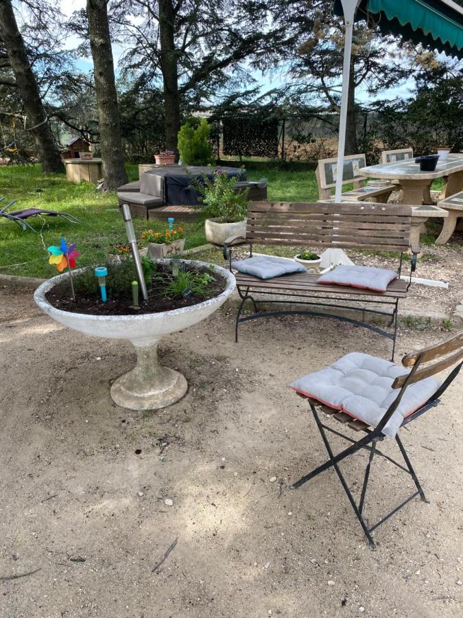 Studio Havre De Paix Au Pont Du Gard Piscine Et Jacuzzi Chez Valerie Payre 韦尔-加尔桥 外观 照片